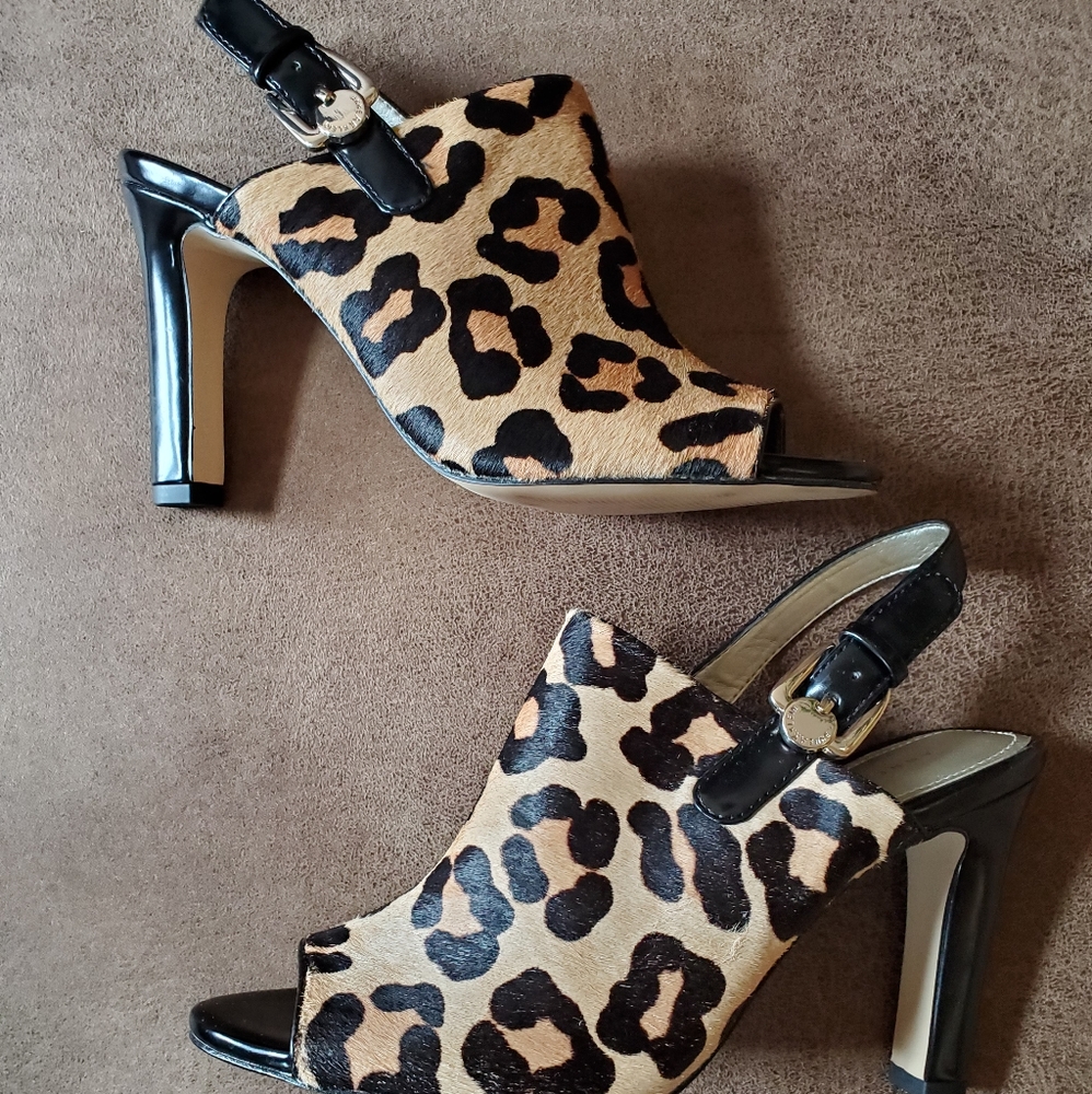 COPY - Anne Klein leapard fur heels.